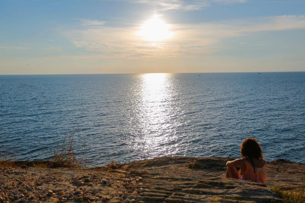 Sangthian Beach Resort Koh Samet Bagian luar foto